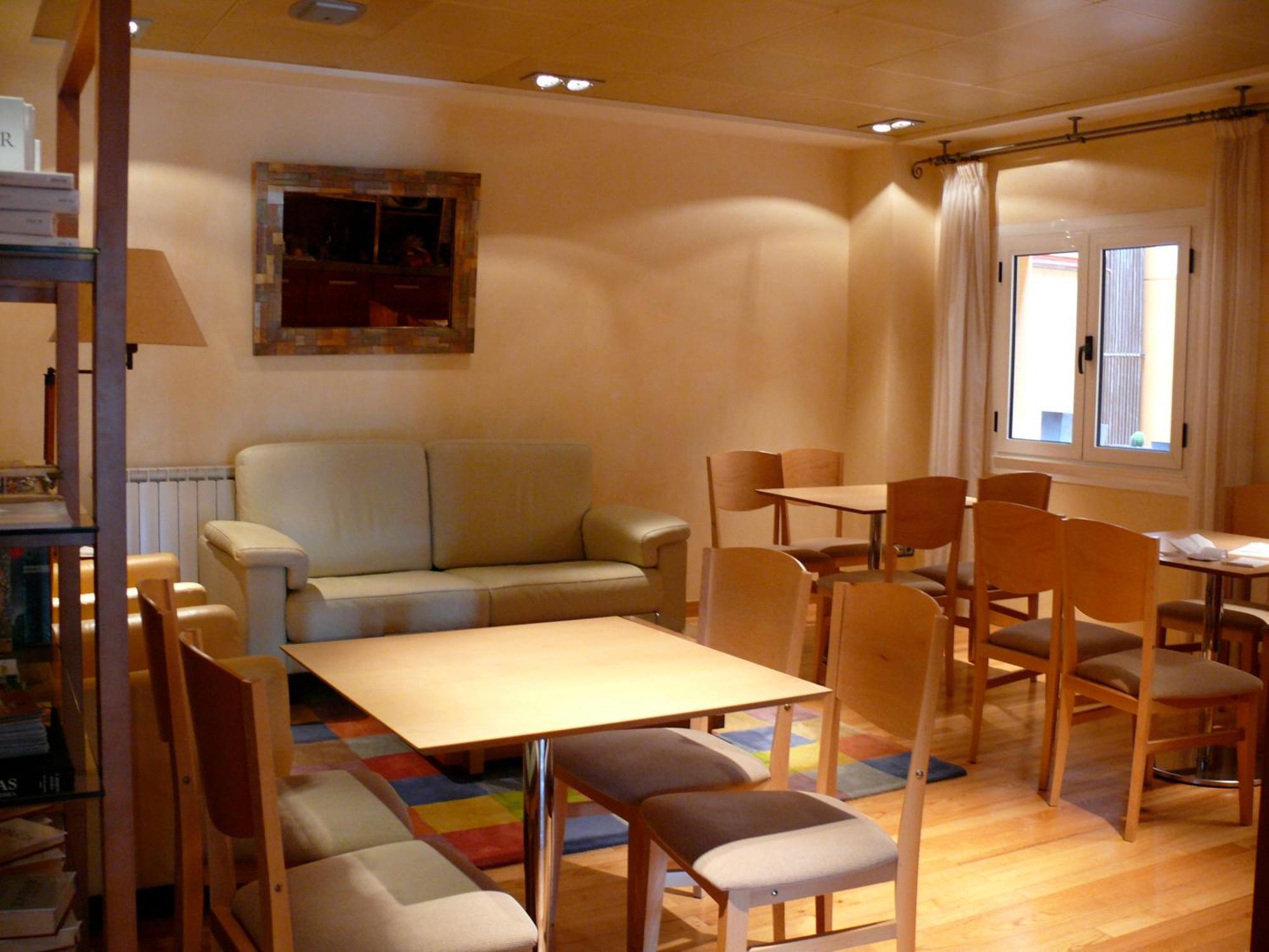 Onís Hotel Nochendi מראה חיצוני תמונה