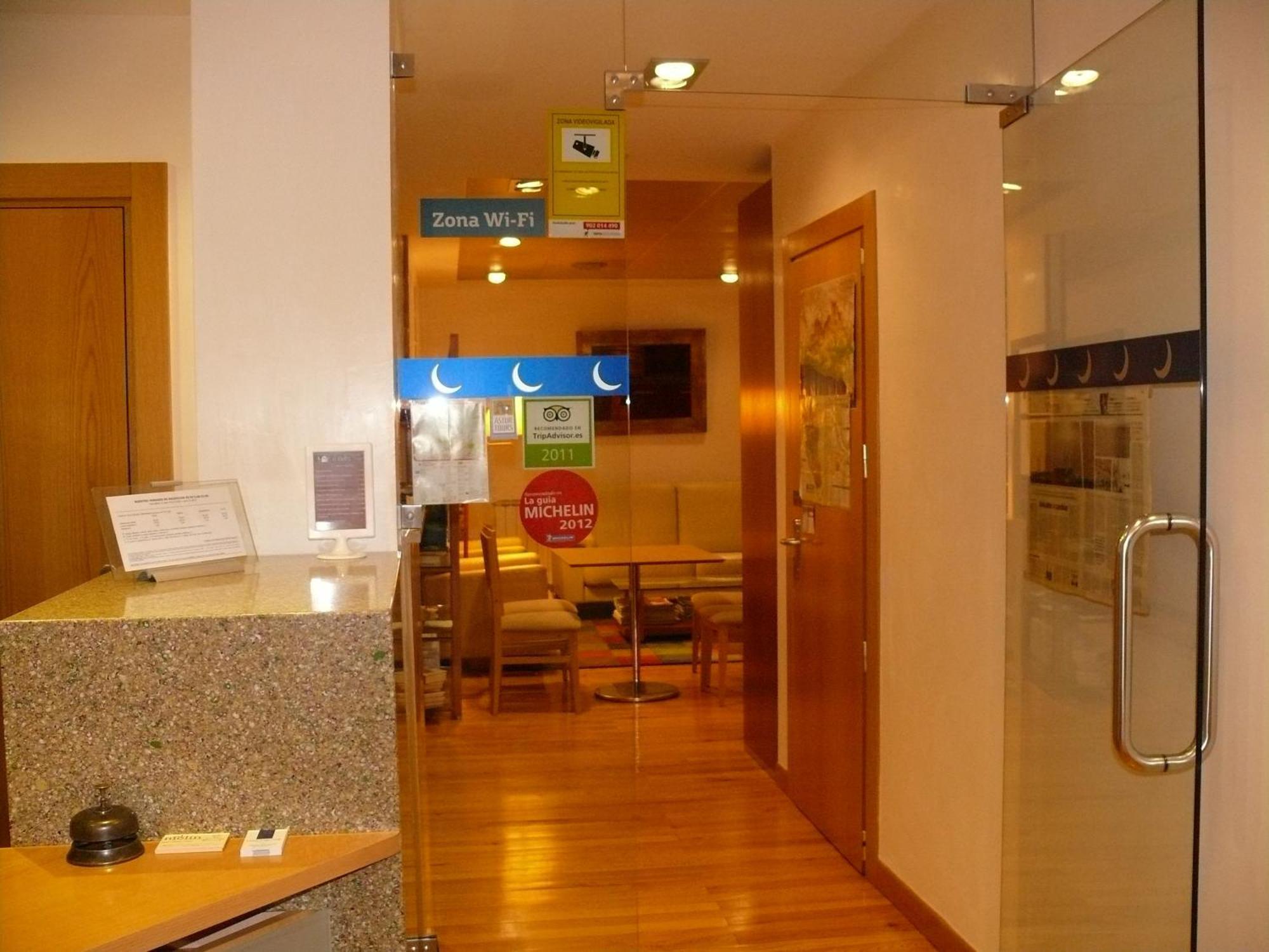 Onís Hotel Nochendi מראה חיצוני תמונה