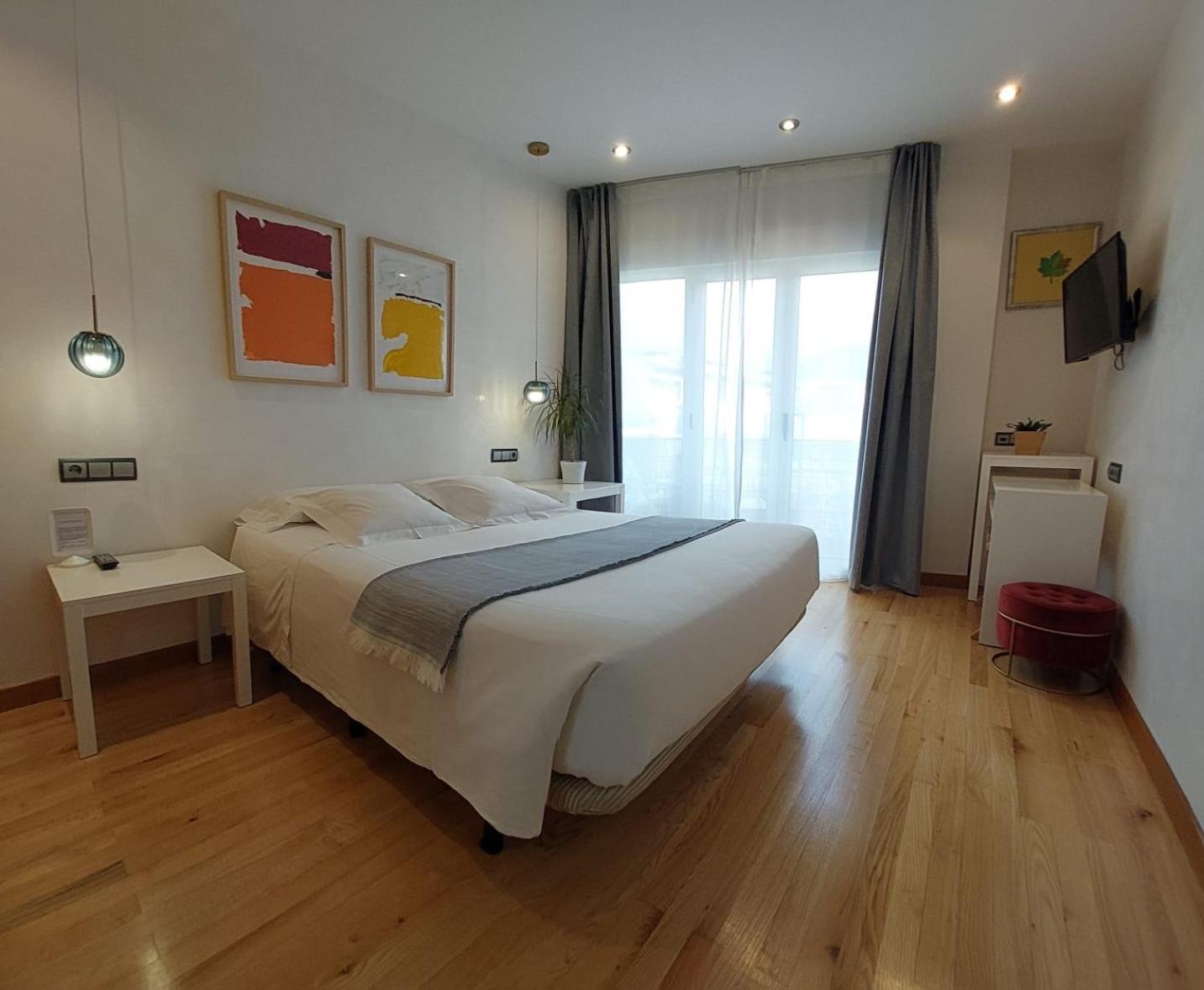 Onís Hotel Nochendi מראה חיצוני תמונה