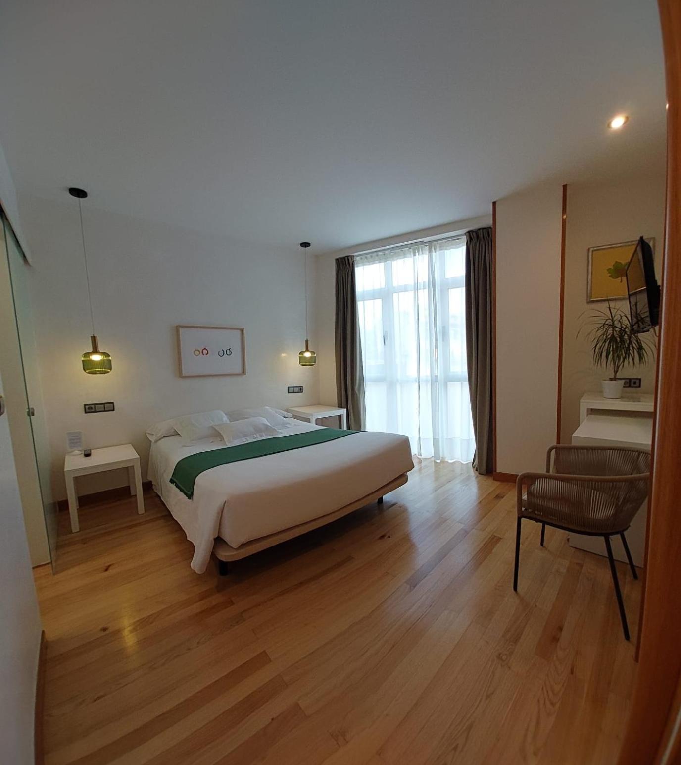 Onís Hotel Nochendi מראה חיצוני תמונה