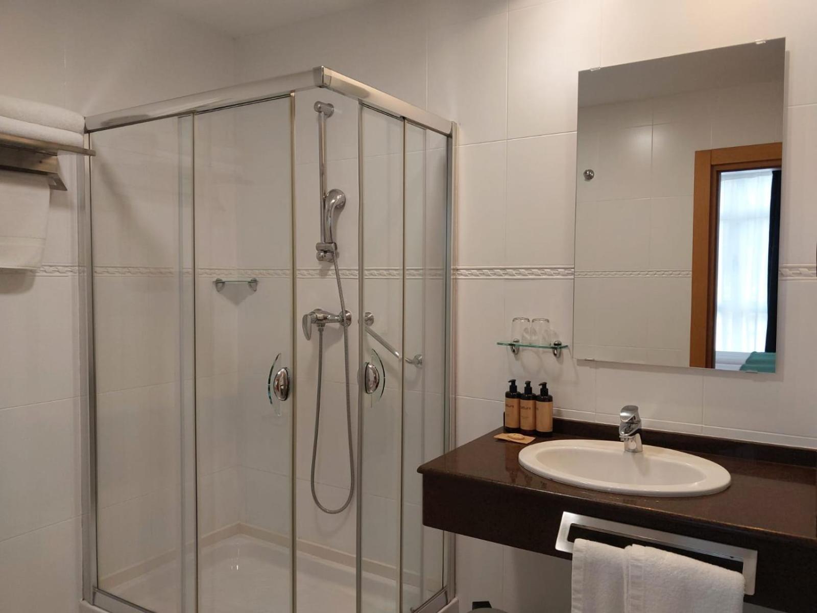 Onís Hotel Nochendi מראה חיצוני תמונה