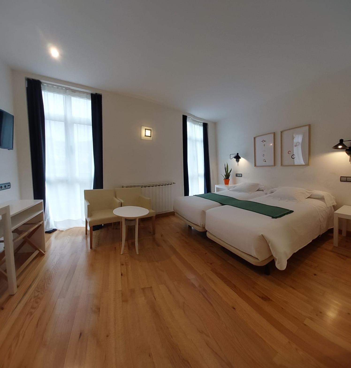 Onís Hotel Nochendi מראה חיצוני תמונה